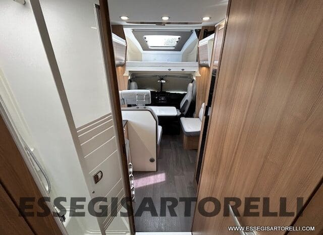 ADRIA CORAL XL A 670 SL 01/2022 LETTI GEMELLI, GARAGE E GANCIO TRAINO, WEBASTO pieno