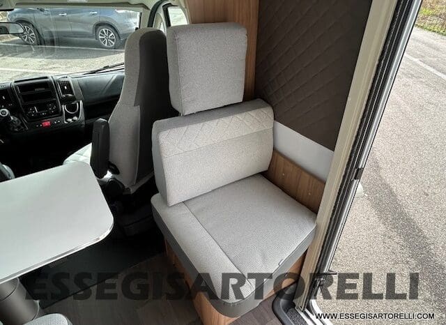 ADRIA CORAL XL A 670 SL 01/2022 LETTI GEMELLI, GARAGE E GANCIO TRAINO, WEBASTO pieno