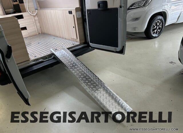 CHAUSSON SPORTLINE V 690 CAMBIO AUTOMATICO SERIE VAN 636 CM MAXI MATRIMONIALE ELETTRICO BASCULANTE 2025 pieno