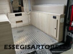 CHAUSSON SPORTLINE V 690 CAMBIO AUTOMATICO SERIE VAN 636 CM MAXI MATRIMONIALE ELETTRICO BASCULANTE 2025 pieno