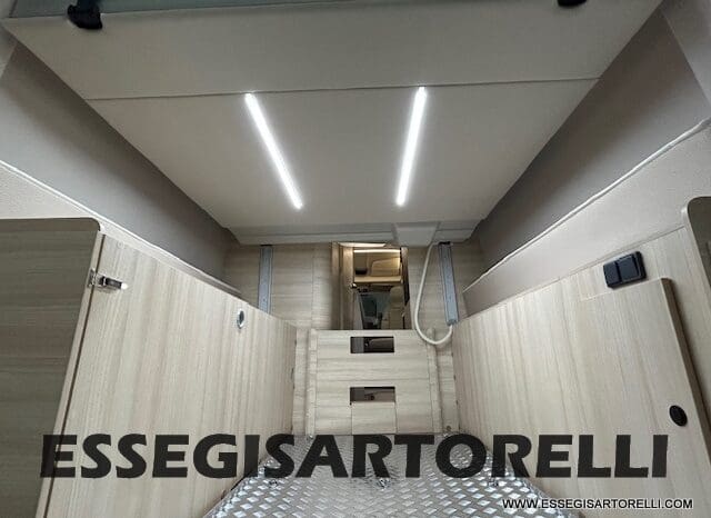 CHAUSSON SPORTLINE V 690 CAMBIO AUTOMATICO SERIE VAN 636 CM MAXI MATRIMONIALE ELETTRICO BASCULANTE 2025 pieno