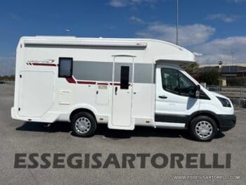 ROLLER TEAM KRONOS 294 TL SEMINTEGRALE 647 CM 2019 GARAGE E BASCULANTE
