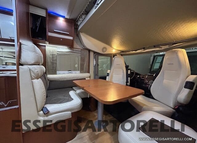 MOTORHOME MOBILVETTA K-YACHT MH 84 GEMELLI E GARAGE 150 CV POWER 2012 EURO 5 pieno