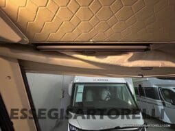 MOTORHOME MOBILVETTA K-YACHT MH 84 GEMELLI E GARAGE 150 CV POWER 2012 EURO 5 pieno