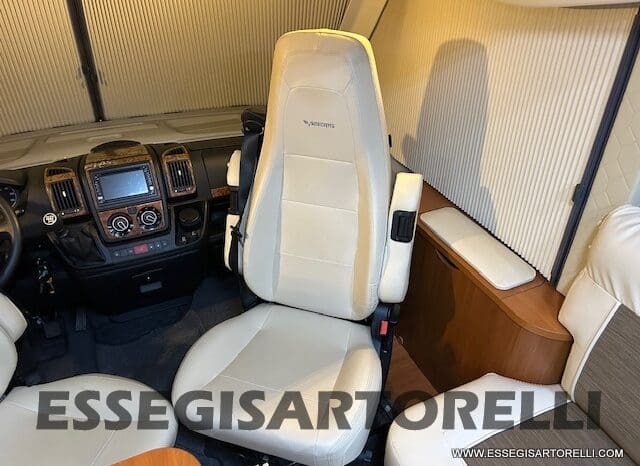 MOTORHOME MOBILVETTA K-YACHT MH 84 GEMELLI E GARAGE 150 CV POWER 2012 EURO 5 pieno