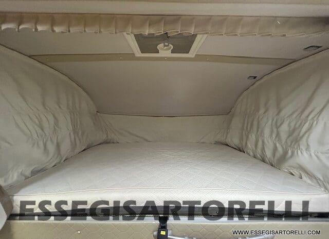 MOTORHOME MOBILVETTA K-YACHT MH 84 GEMELLI E GARAGE 150 CV POWER 2012 EURO 5 pieno