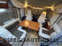 MOTORHOME MOBILVETTA K-YACHT MH 84 GEMELLI E GARAGE 150 CV POWER 2012 EURO 5 pieno