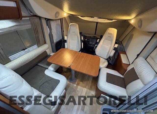 MOTORHOME MOBILVETTA K-YACHT MH 84 GEMELLI E GARAGE 150 CV POWER 2012 EURO 5 pieno