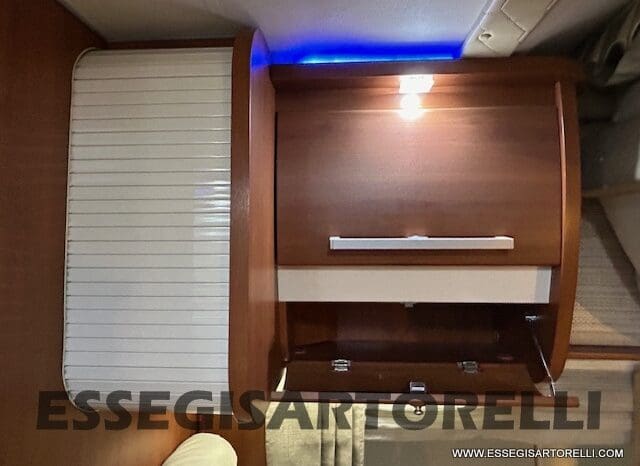 MOTORHOME MOBILVETTA K-YACHT MH 84 GEMELLI E GARAGE 150 CV POWER 2012 EURO 5 pieno