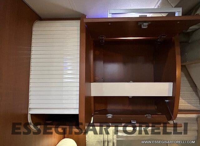 MOTORHOME MOBILVETTA K-YACHT MH 84 GEMELLI E GARAGE 150 CV POWER 2012 EURO 5 pieno