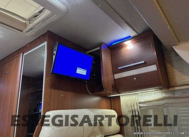 MOTORHOME MOBILVETTA K-YACHT MH 84 GEMELLI E GARAGE 150 CV POWER 2012 EURO 5 pieno