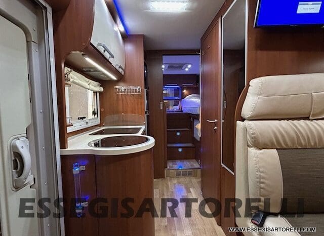 MOTORHOME MOBILVETTA K-YACHT MH 84 GEMELLI E GARAGE 150 CV POWER 2012 EURO 5 pieno