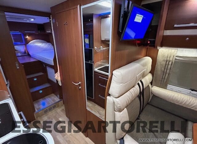 MOTORHOME MOBILVETTA K-YACHT MH 84 GEMELLI E GARAGE 150 CV POWER 2012 EURO 5 pieno