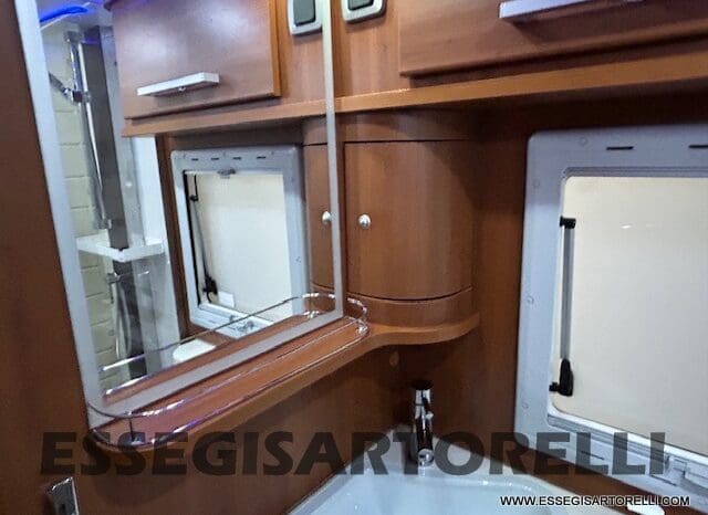 MOTORHOME MOBILVETTA K-YACHT MH 84 GEMELLI E GARAGE 150 CV POWER 2012 EURO 5 pieno