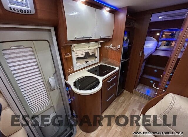 MOTORHOME MOBILVETTA K-YACHT MH 84 GEMELLI E GARAGE 150 CV POWER 2012 EURO 5 pieno