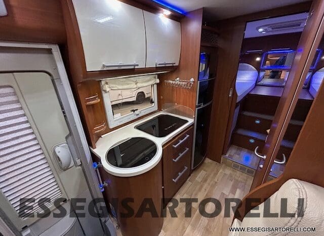 MOTORHOME MOBILVETTA K-YACHT MH 84 GEMELLI E GARAGE 150 CV POWER 2012 EURO 5 pieno