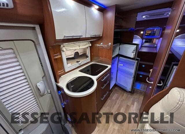 MOTORHOME MOBILVETTA K-YACHT MH 84 GEMELLI E GARAGE 150 CV POWER 2012 EURO 5 pieno