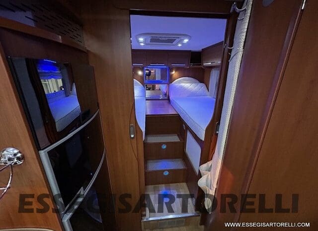 MOTORHOME MOBILVETTA K-YACHT MH 84 GEMELLI E GARAGE 150 CV POWER 2012 EURO 5 pieno