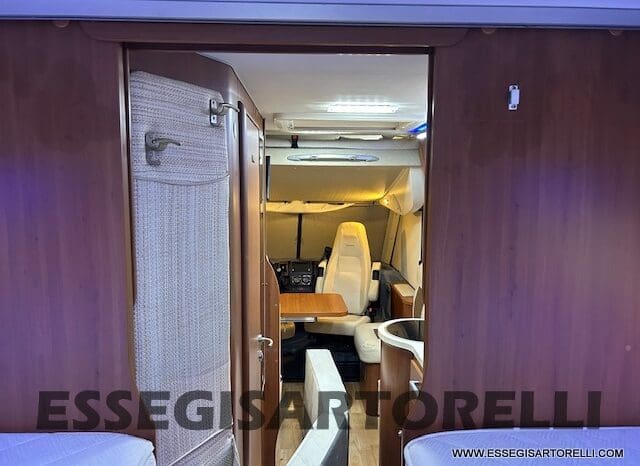 MOTORHOME MOBILVETTA K-YACHT MH 84 GEMELLI E GARAGE 150 CV POWER 2012 EURO 5 pieno