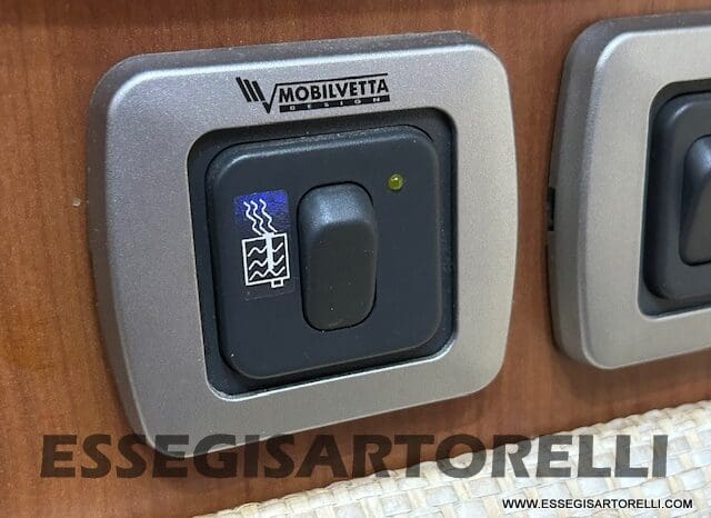 MOTORHOME MOBILVETTA K-YACHT MH 84 GEMELLI E GARAGE 150 CV POWER 2012 EURO 5 pieno