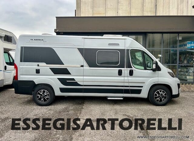 ADRIA NEW TWIN MY 2025 SUPREME EDITION 600 SPB 599 cm TRUMA DIESEL pieno