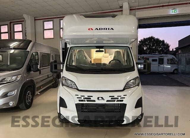 ADRIA NEW CORAL XL A 660 SL GAMMA 2025 LETTI GEMELLI NEW DUCATO MY 25 pieno