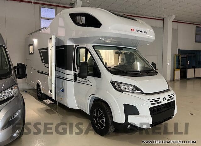 ADRIA NEW CORAL XL A 660 SL GAMMA 2025 LETTI GEMELLI NEW DUCATO MY 25 pieno