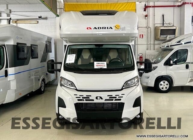 ADRIA NEW CORAL XL A 660 SL GAMMA 2025 LETTI GEMELLI NEW DUCATO MY 25 pieno