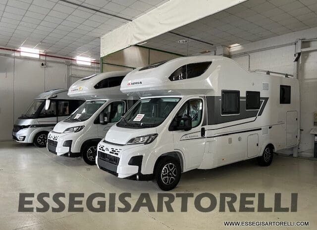 ADRIA NEW CORAL XL A 660 SL GAMMA 2025 LETTI GEMELLI NEW DUCATO MY 25 pieno