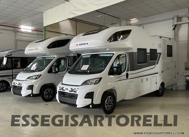 ADRIA NEW CORAL XL A 660 SL GAMMA 2025 LETTI GEMELLI NEW DUCATO MY 25 pieno