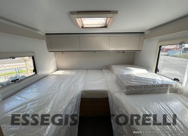 ADRIA NEW CORAL XL A 660 SL GAMMA 2025 LETTI GEMELLI NEW DUCATO MY 25 pieno
