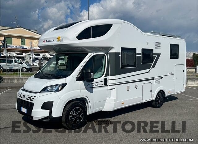 ADRIA NEW CORAL XL A 660 SL GAMMA 2025 LETTI GEMELLI NEW DUCATO MY 25 pieno