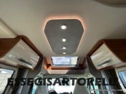 ELNAGH BARON 560 SEMINTEGRALE GARAGE E BASCULANTE 699 CM 2021 pieno