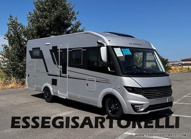 ADRIA SONIC SUPREME EDITION 700 DL ALDE GARAGE 140 cv letti gemelli GAMMA 2025 FACE TO FACE pieno