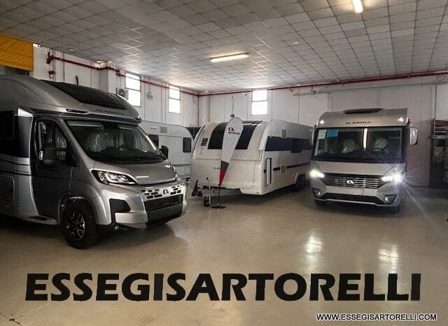 ADRIA SONIC SUPREME EDITION 700 DL ALDE GARAGE 140 cv letti gemelli GAMMA 2025 FACE TO FACE pieno