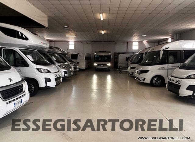 ADRIA SONIC SUPREME EDITION 700 DL ALDE GARAGE 140 cv letti gemelli GAMMA 2025 FACE TO FACE pieno