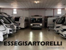 ADRIA SONIC SUPREME EDITION 700 DL ALDE GARAGE 140 cv letti gemelli GAMMA 2025 FACE TO FACE pieno