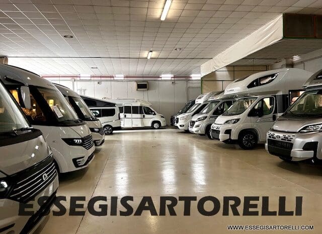 ADRIA SONIC SUPREME EDITION 700 DL ALDE GARAGE 140 cv letti gemelli GAMMA 2025 FACE TO FACE pieno