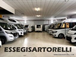 ADRIA SONIC SUPREME EDITION 700 DL ALDE GARAGE 140 cv letti gemelli GAMMA 2025 FACE TO FACE pieno