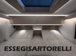 ADRIA SONIC SUPREME EDITION 700 DL ALDE GARAGE 140 cv letti gemelli GAMMA 2025 FACE TO FACE pieno