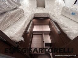 ADRIA SONIC SUPREME EDITION 700 DL ALDE GARAGE 140 cv letti gemelli GAMMA 2025 FACE TO FACE pieno