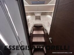 ADRIA SONIC SUPREME EDITION 700 DL ALDE GARAGE 140 cv letti gemelli GAMMA 2025 FACE TO FACE pieno