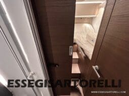 ADRIA SONIC SUPREME EDITION 700 DL ALDE GARAGE 140 cv letti gemelli GAMMA 2025 FACE TO FACE pieno