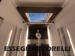 ADRIA SONIC SUPREME EDITION 700 DL ALDE GARAGE 140 cv letti gemelli GAMMA 2025 FACE TO FACE pieno