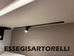 ADRIA SONIC SUPREME EDITION 700 DL ALDE GARAGE 140 cv letti gemelli GAMMA 2025 FACE TO FACE pieno