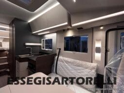 ADRIA SONIC SUPREME EDITION 700 DL ALDE GARAGE 140 cv letti gemelli GAMMA 2025 FACE TO FACE pieno