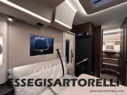 ADRIA SONIC SUPREME EDITION 700 DL ALDE GARAGE 140 cv letti gemelli GAMMA 2025 FACE TO FACE pieno
