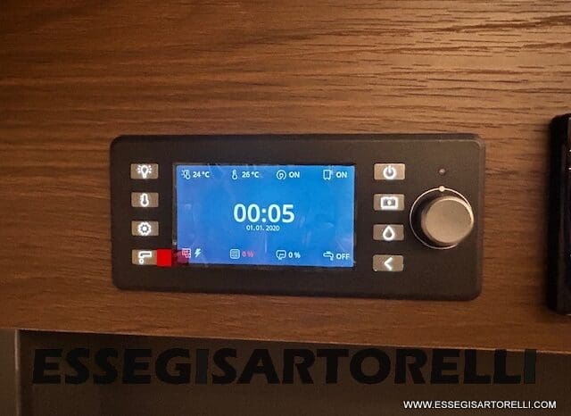 ADRIA SONIC SUPREME EDITION 700 DL ALDE GARAGE 140 cv letti gemelli GAMMA 2025 FACE TO FACE pieno
