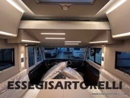 ADRIA SONIC SUPREME EDITION 700 DL ALDE GARAGE 140 cv letti gemelli GAMMA 2025 FACE TO FACE pieno