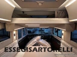 ADRIA SONIC SUPREME EDITION 700 DL ALDE GARAGE 140 cv letti gemelli GAMMA 2025 FACE TO FACE pieno
